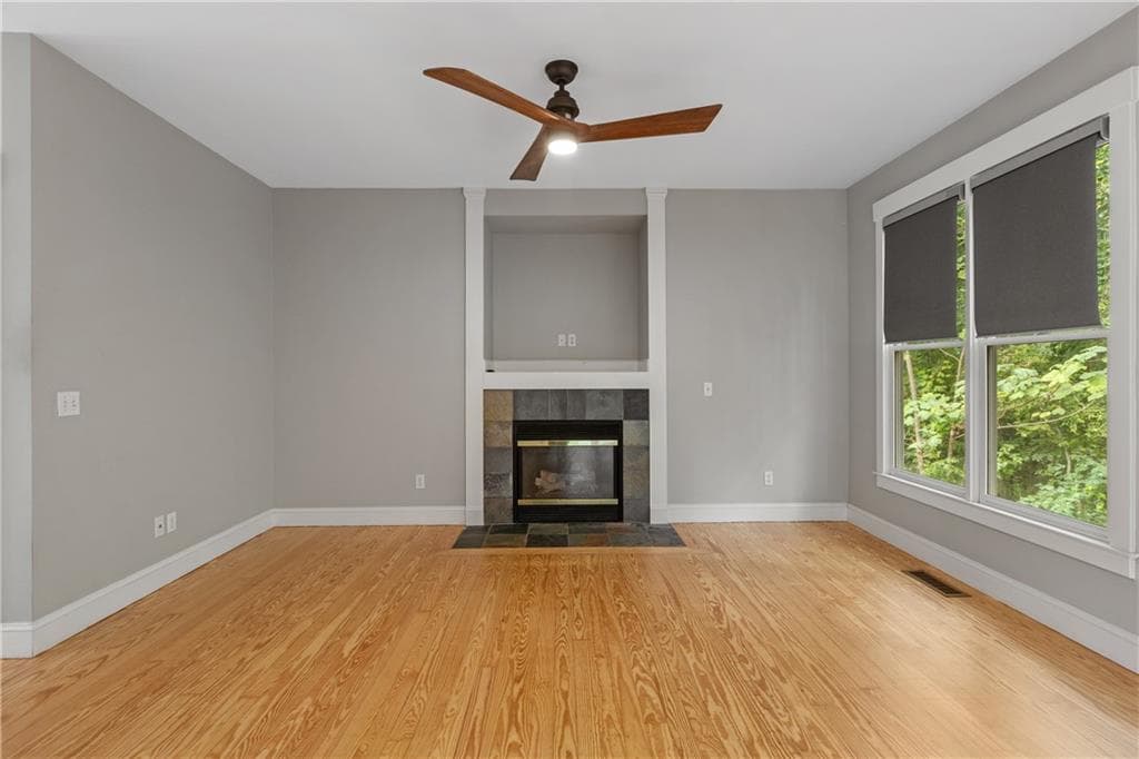 3 bedroom, 3 bathroom, 1,892 sq ft single family residence for sale at 2443 Claude Street, Atlanta, GA 30318 — photo 7