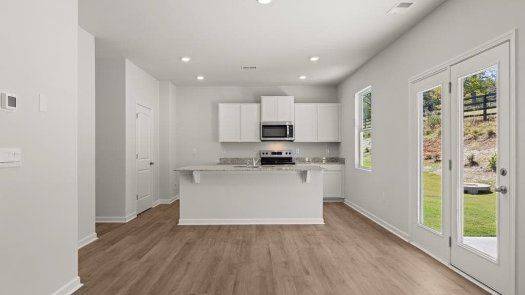 4 bedroom, 3 bathroom, 1,991 sq ft single family residence under contract at 104 Glenrise Road, Dallas, GA 30157 — photo 6