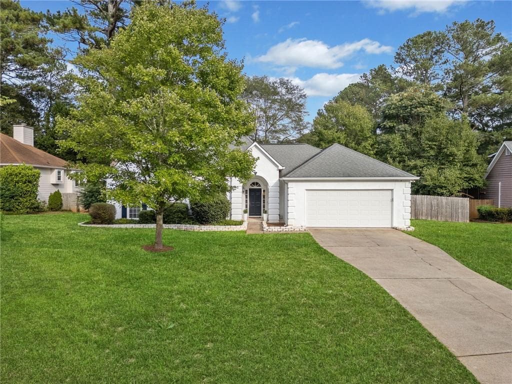 3 bedroom, 3 bathroom, 1,670 sq ft home for sale at 2376 Battle Forest Drive, Marietta, GA