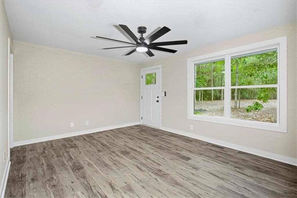 3 bedroom, 2 bathroom, 1,064 sq ft single family residence for sale at 9244 Nelson Drive, Covington, GA 30014 — photo 4