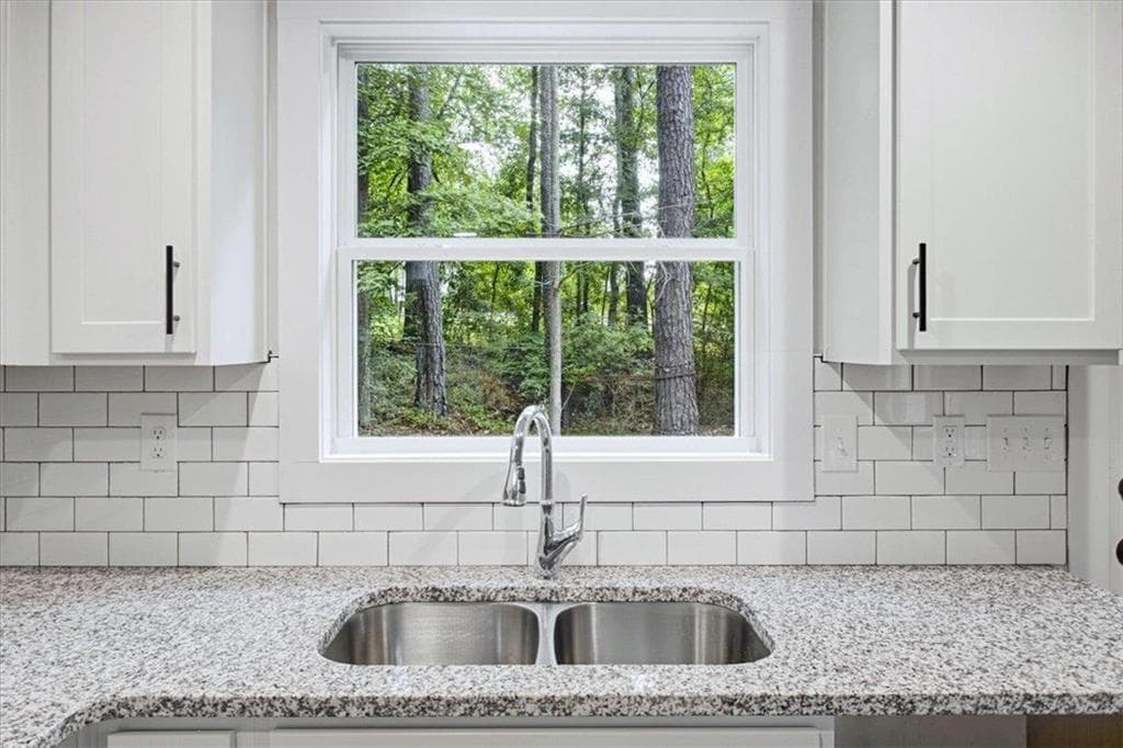 3 bedroom, 2 bathroom, 1,064 sq ft single family residence for sale at 9244 Nelson Drive, Covington, GA 30014 — photo 8