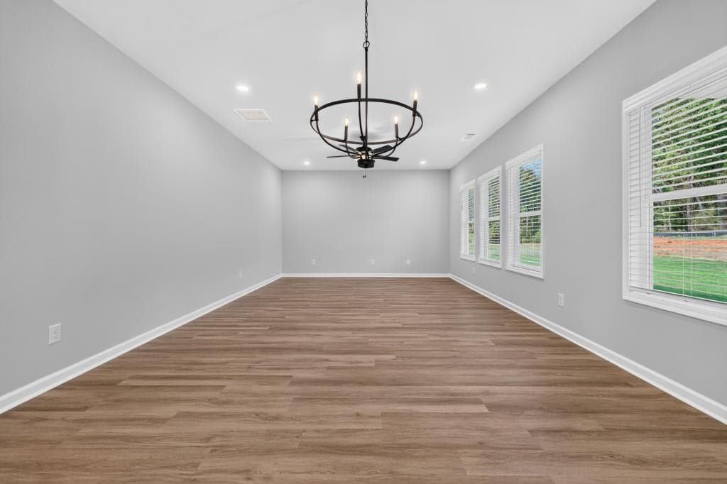 4 bedroom, 3 bathroom, 2,250 sq ft single family residence for sale at 354 Flying Eagle Drive, Commerce, GA 30529 — photo 10