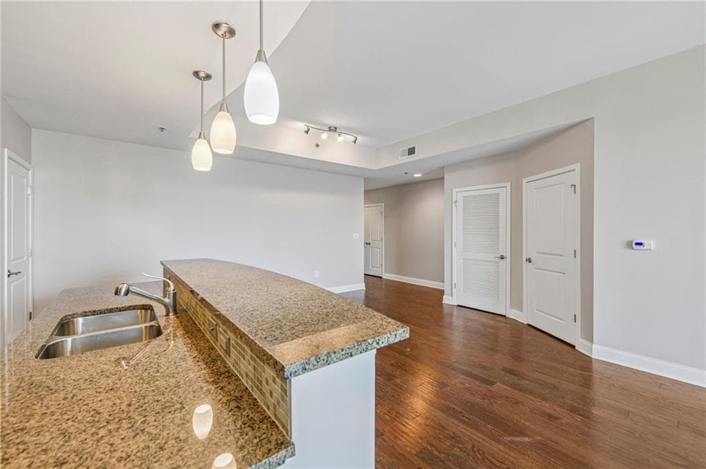 1 bedroom, 2 bathroom, 1,385 sq ft condominium for rent at 270 17th Street 3106, Atlanta, GA 30363 for $3,500 a month — photo 10
