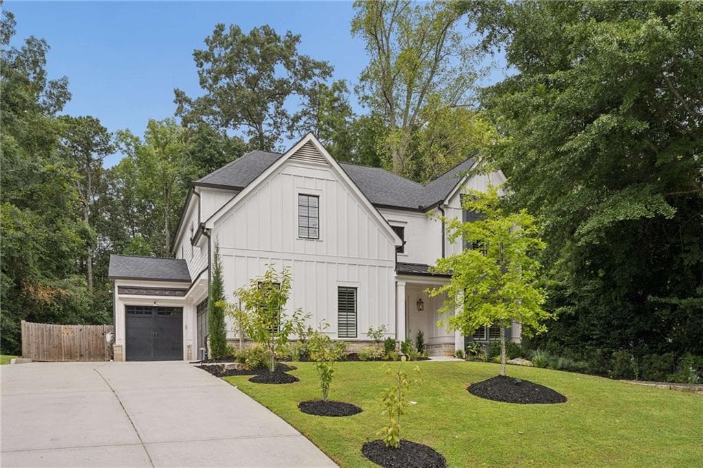 6 bedroom, 5 bathroom, 4,915 sq ft single family residence for sale at 3190 Caldwell Road, Brookhaven, GA 30319 — photo 3