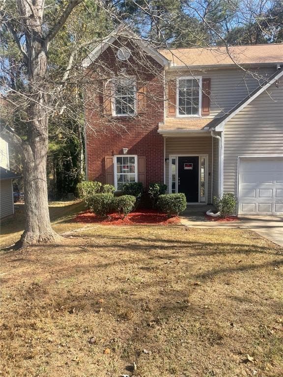 3 bedroom, 3 bathroom, 2,100 sq ft single family residence for sale at 7420 ROYALE Lane, Riverdale, GA 30296 — photo 2