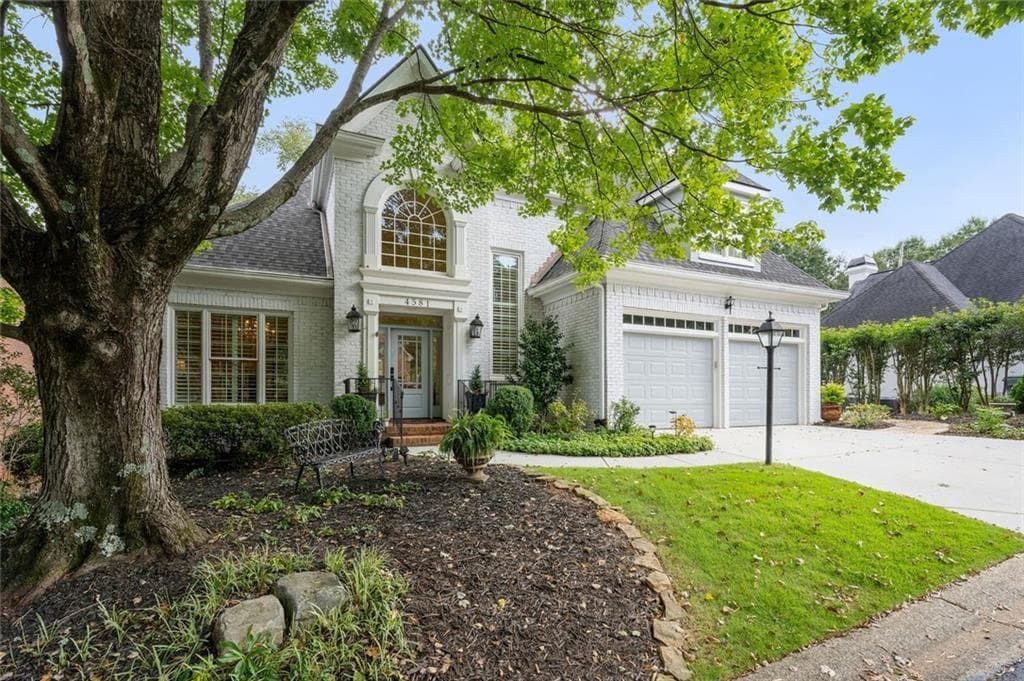 3 bedroom, 4 bathroom, 3,182 sq ft single family residence for sale at 4581 Fountain Drive, Marietta, GA 30067 — photo 4