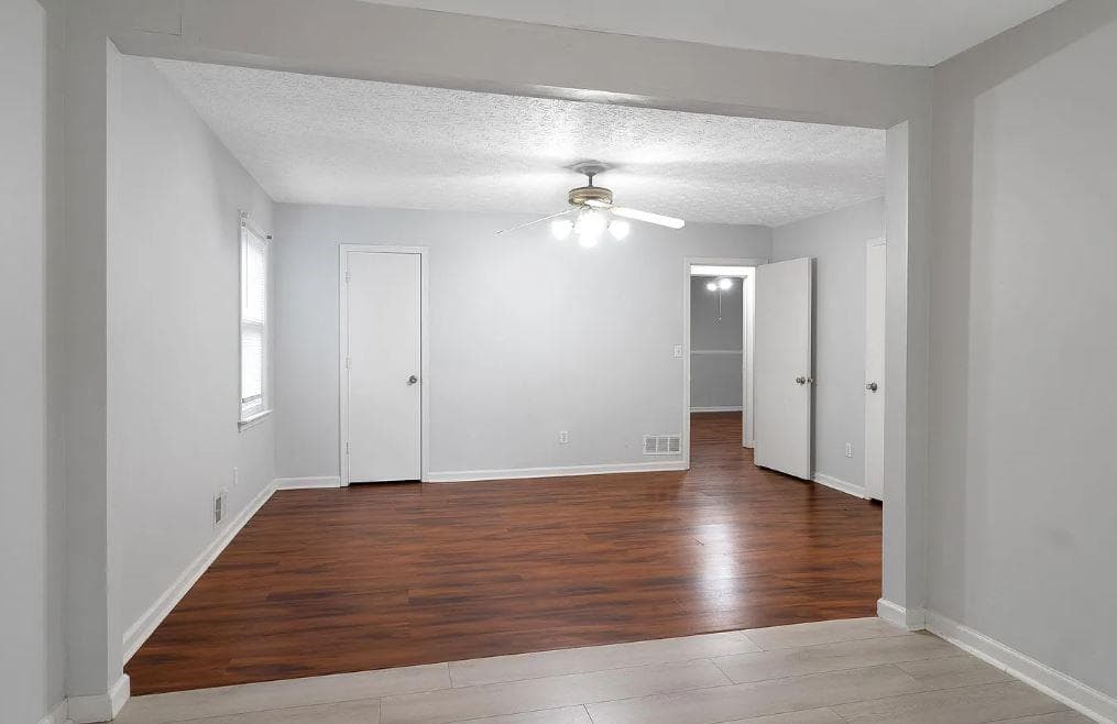 3 bedroom, 2 bathroom, 2,184 sq ft single family residence for rent at 1675 Oak Ridge Way, Lawrenceville, GA 30044 for $2,600 a month — photo 10