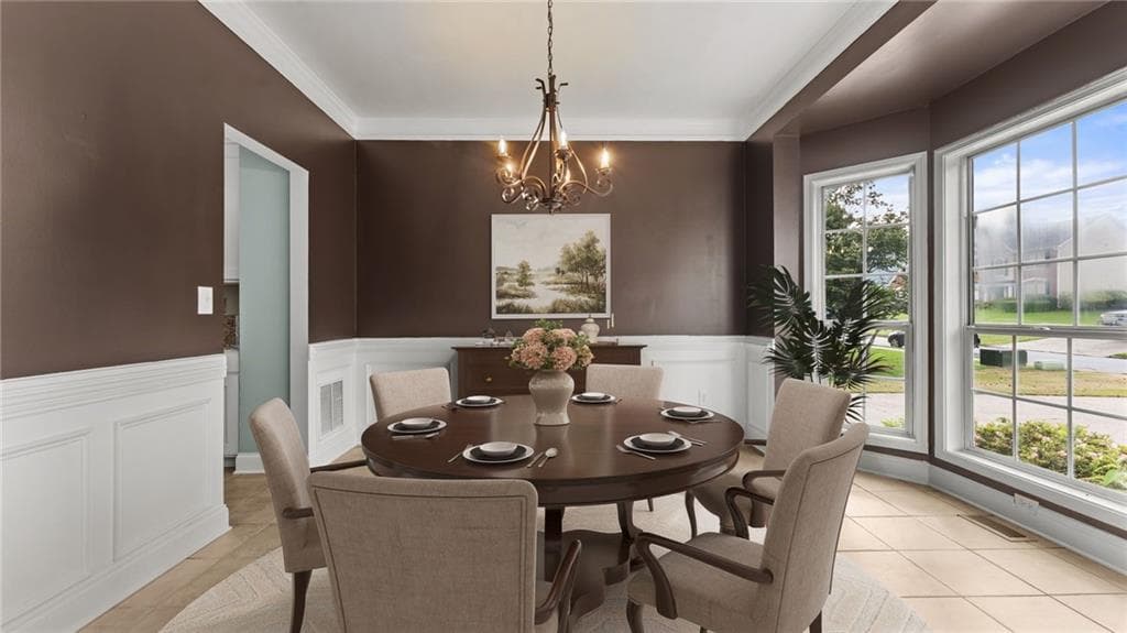 4 bedroom, 4 bathroom, 3,072 sq ft single family residence for sale at 5665 Kennemore Drive, Alpharetta, GA 30004 — photo 6