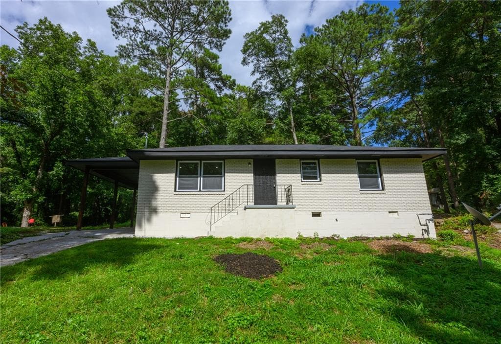 3 bedroom, 1 bathroom, 1,040 sq ft single family residence for sale at 2970 Humphries Drive, Atlanta, GA 30354 — photo 1 of 31