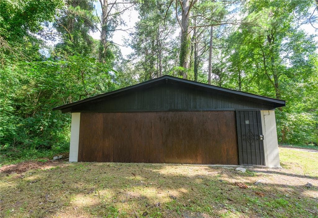 3 bedroom, 1 bathroom, 1,040 sq ft single family residence for sale at 2970 Humphries Drive, Atlanta, GA 30354 — photo 2