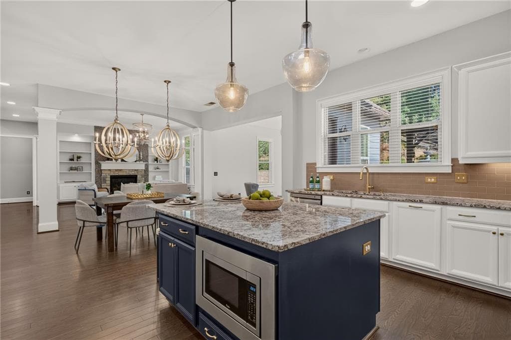 5 bedroom, 5 bathroom, 4,365 sq ft single family residence under contract at 6515 Read Road, Suwanee, GA 30024 — photo 8