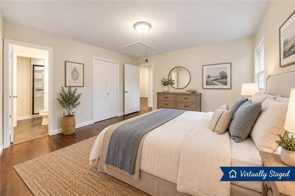3 bedroom, 2 bathroom, 1,377 sq ft single family residence for sale at 2518 Carolyn Drive, Smyrna, GA 30080 — photo 4