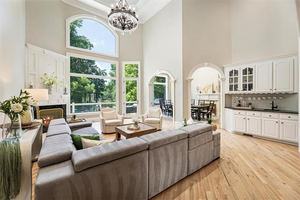 6 bedroom, 7 bathroom, 9,080 sq ft single family residence for sale at 680 Americas Cup Cove, Alpharetta, GA 30005 — photo 4