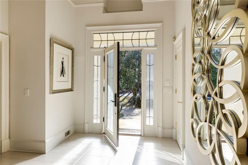 5 bedroom, 5 bathroom, 5,561 sq ft single family residence for sale at 325 Riverhall Court, Sandy Springs, GA 30350 — photo 5