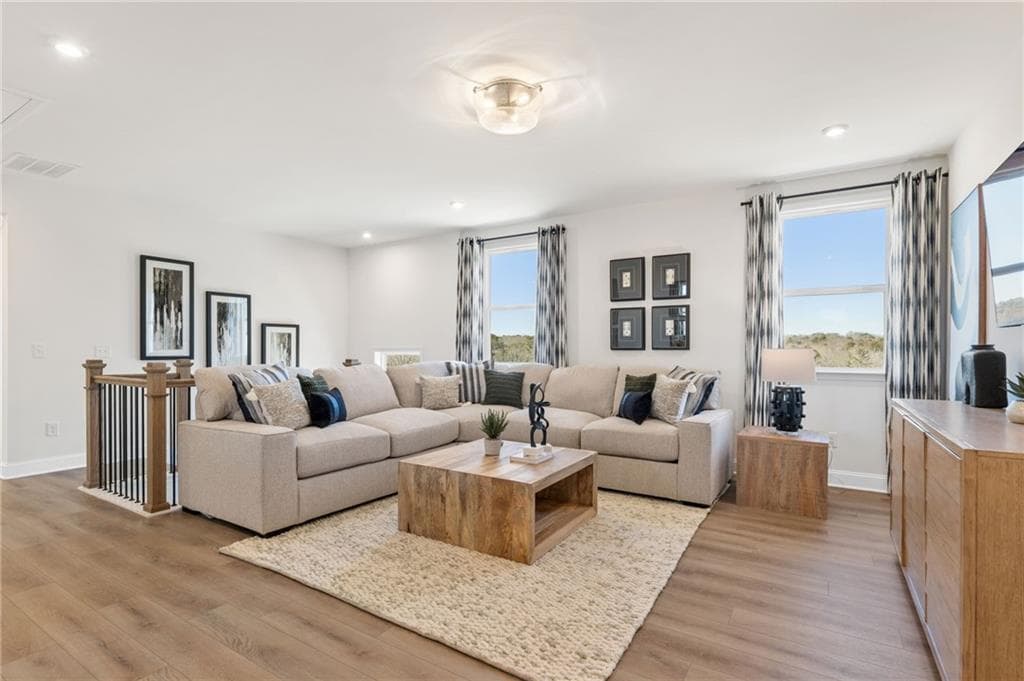 5 bedroom, 5 bathroom, 3,501 sq ft single family residence for sale at 910 Melody Ridge Lane Lane, Buford, GA 30518 — photo 6