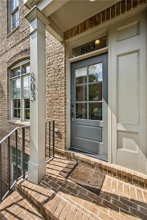 3 bedroom, 4 bathroom, 2,400 sq ft townhouse for sale at 803 Virginia Park Circle, Atlanta, GA 30306 — photo 2