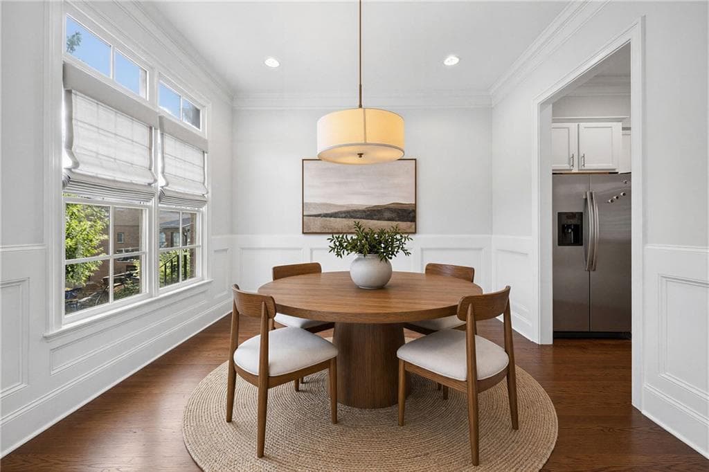 3 bedroom, 4 bathroom, 2,400 sq ft townhouse for sale at 803 Virginia Park Circle, Atlanta, GA 30306 — photo 8