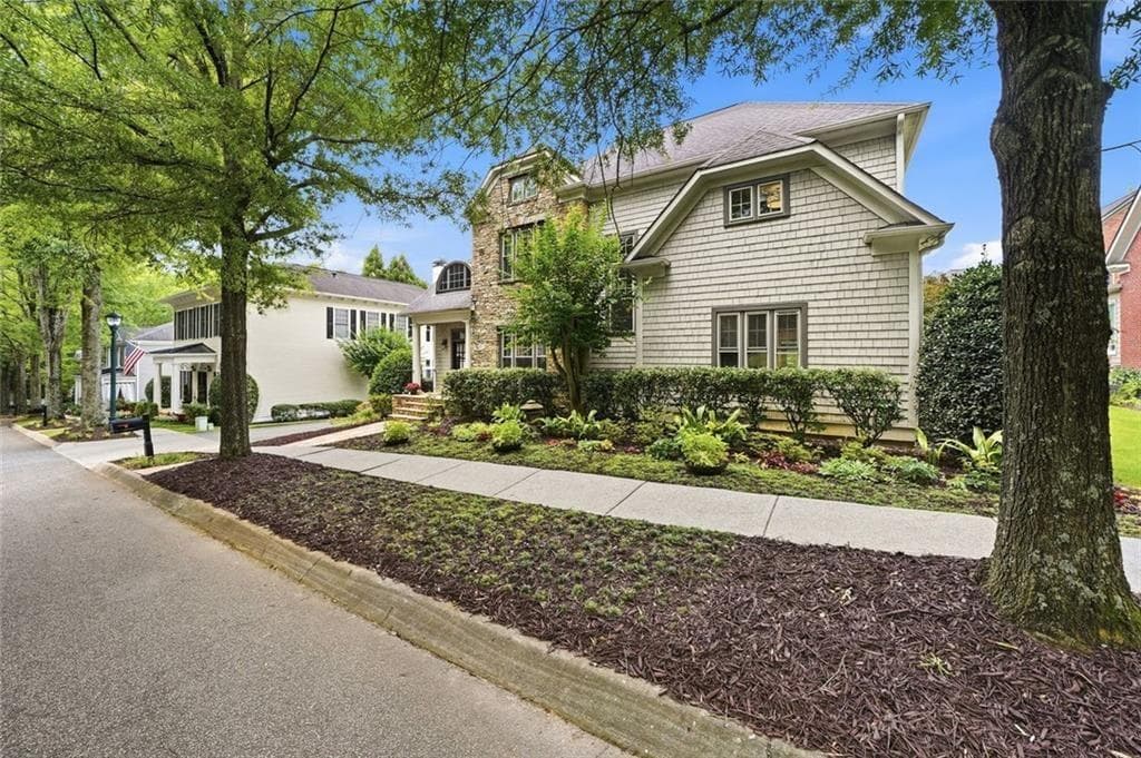 4 bedroom, 4 bathroom, 3,276 sq ft single family residence for sale at 1445 Hedgewood Lane, Kennesaw, GA 30152 — photo 4