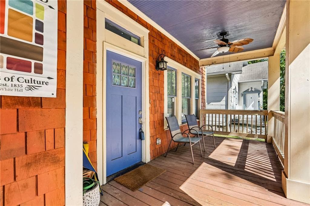 4 bedroom, 3 bathroom, 2,084 sq ft single family residence for sale at 1115 Lawton Place, Atlanta, GA 30310 — photo 3