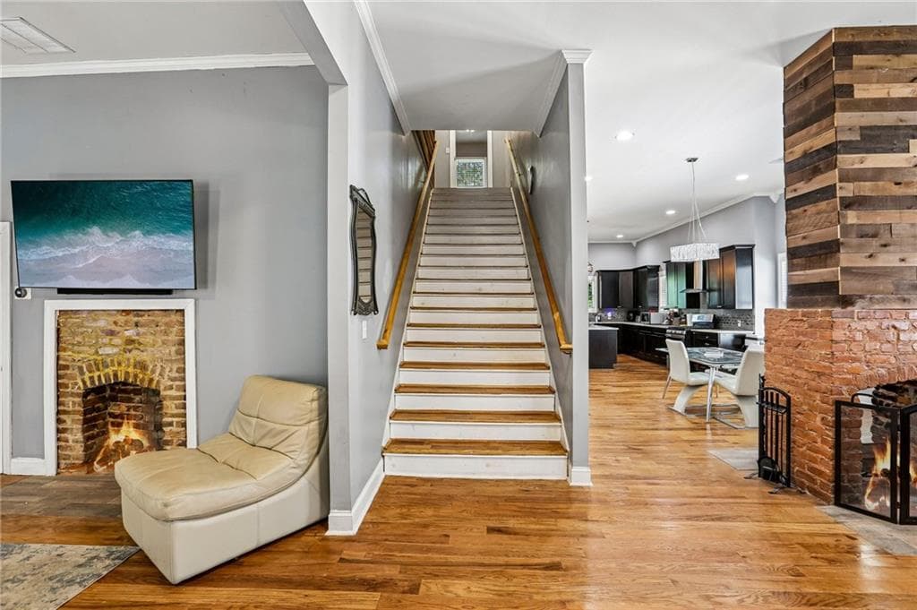 4 bedroom, 3 bathroom, 2,084 sq ft single family residence for sale at 1115 Lawton Place, Atlanta, GA 30310 — photo 6