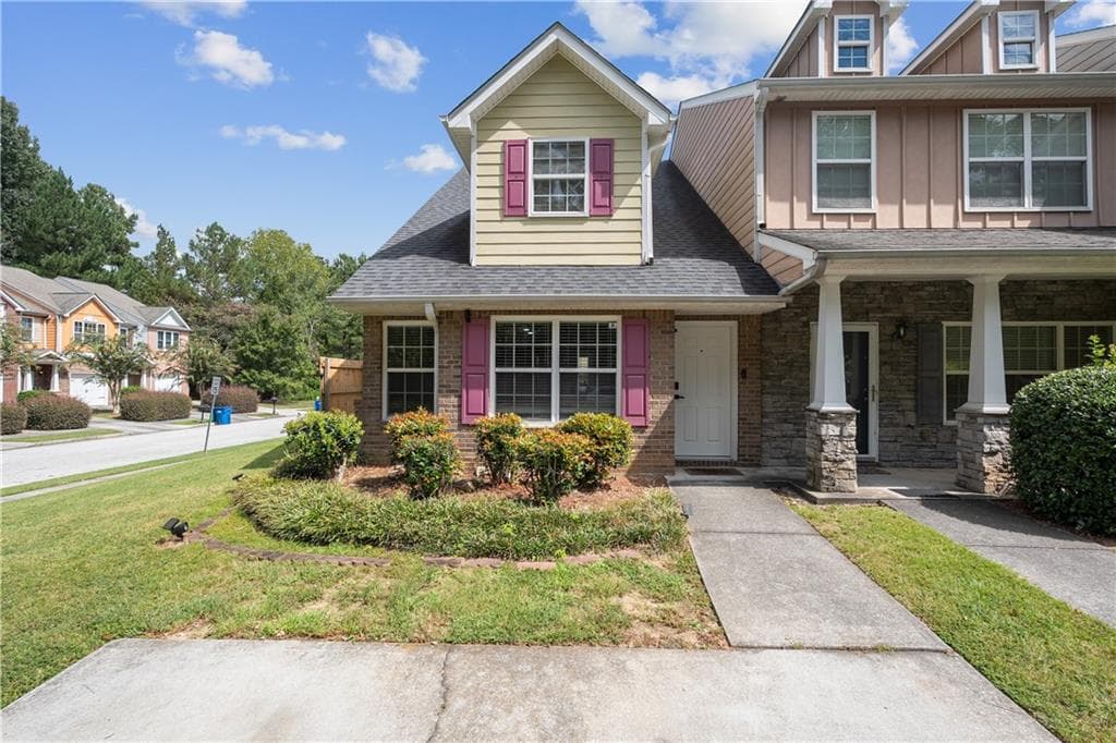 2 bedroom, 2 bathroom, 1,222 sq ft townhouse for rent at 2675 Haligan Point, Riverdale, GA 30296 for $1,850 a month
