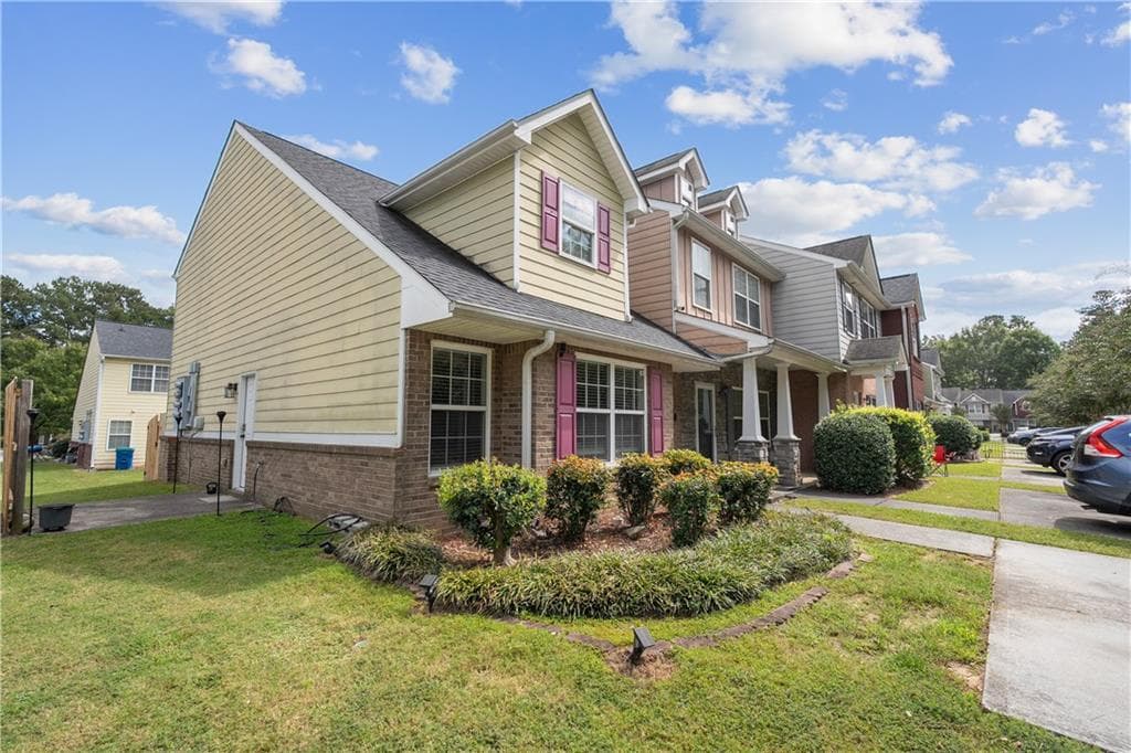 2 bedroom, 2 bathroom, 1,222 sq ft townhouse for rent at 2675 Haligan Point, Riverdale, GA 30296 for $1,850 a month — photo 2