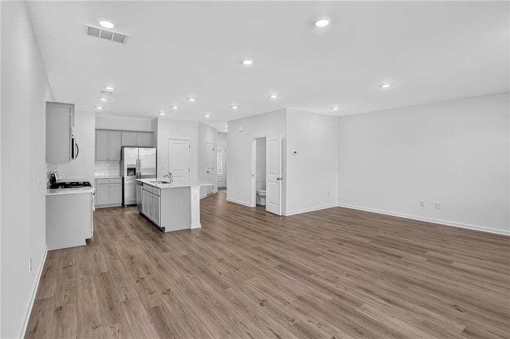 3 bedroom, 3 bathroom, 1,831 sq ft townhouse for sale at 3046 Humdala Place 227, Buford, GA 30519 — photo 3
