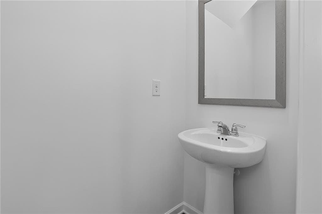 3 bedroom, 3 bathroom, 1,831 sq ft townhouse for sale at 3046 Humdala Place 227, Buford, GA 30519 — photo 8
