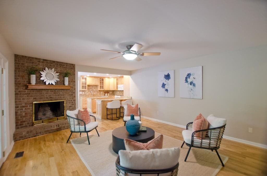 4 bedroom, 4 bathroom, 2,640 sq ft single family residence for sale at 2065 Renault Lane, Atlanta, GA 30345 — photo 10