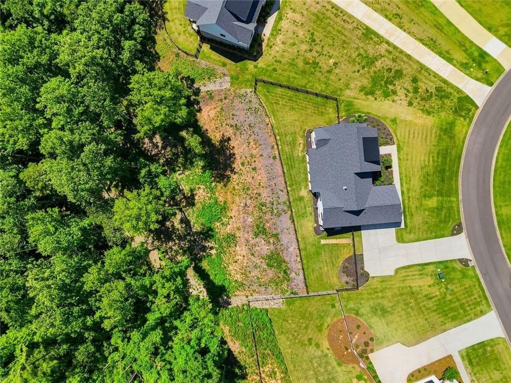 3 bedroom, 3 bathroom, 2,147 sq ft single family residence for sale at 404 London Road, Ball Ground, GA 30107 — photo 5