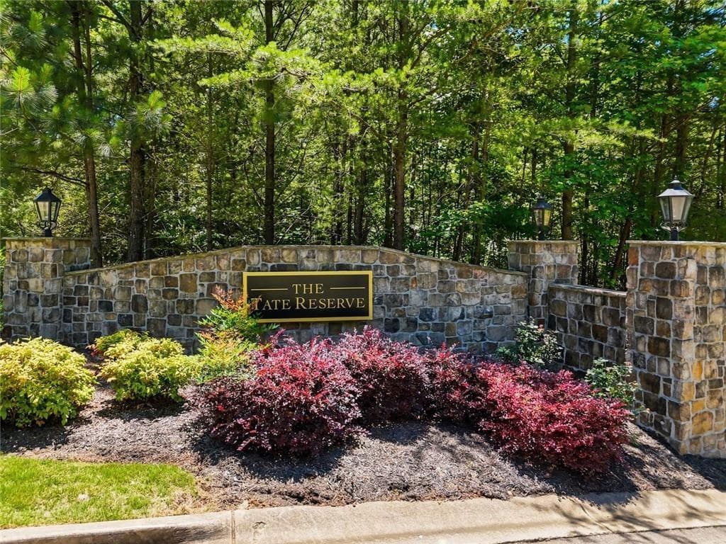 3 bedroom, 3 bathroom, 2,147 sq ft single family residence for sale at 404 London Road, Ball Ground, GA 30107 — photo 8