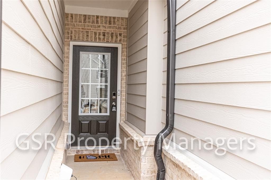 3 bedroom, 3 bathroom, 1,618 sq ft townhouse for rent at 377 Timberland Avenue, Dawsonville, GA 30534 for $1,950 a month — photo 2