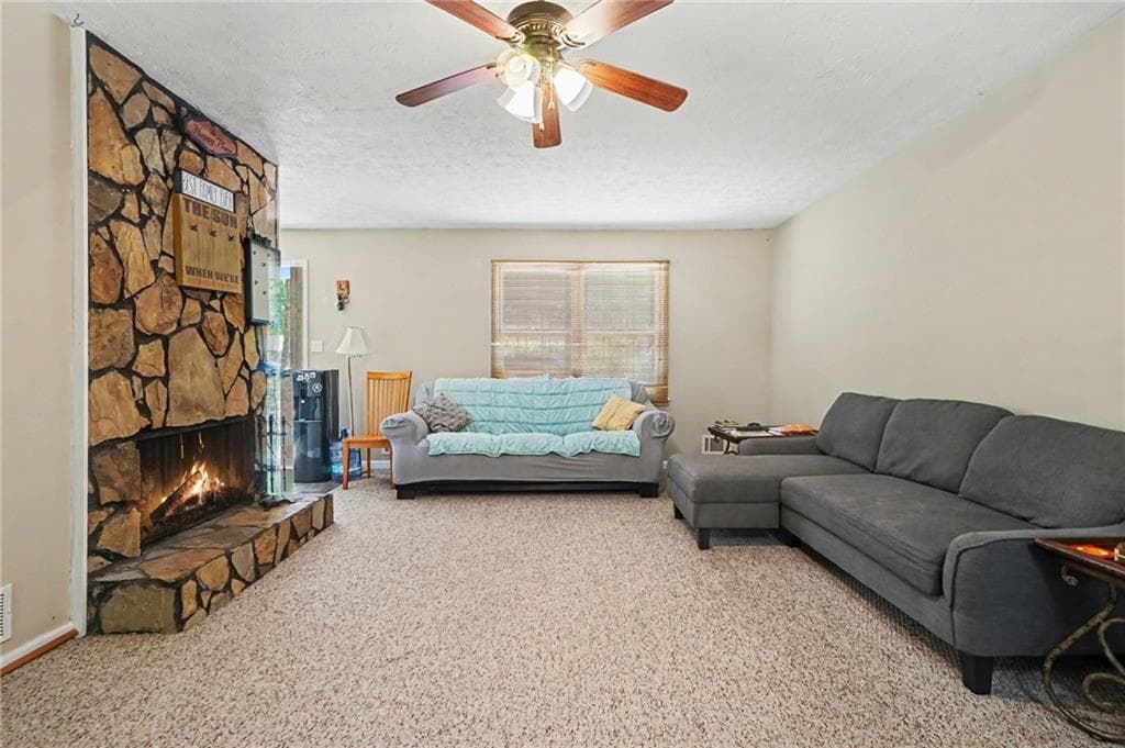 3 bedroom, 2 bathroom, 1,208 sq ft single family residence for sale at 3574 Broxton Lane, Snellville, GA 30039 — photo 7
