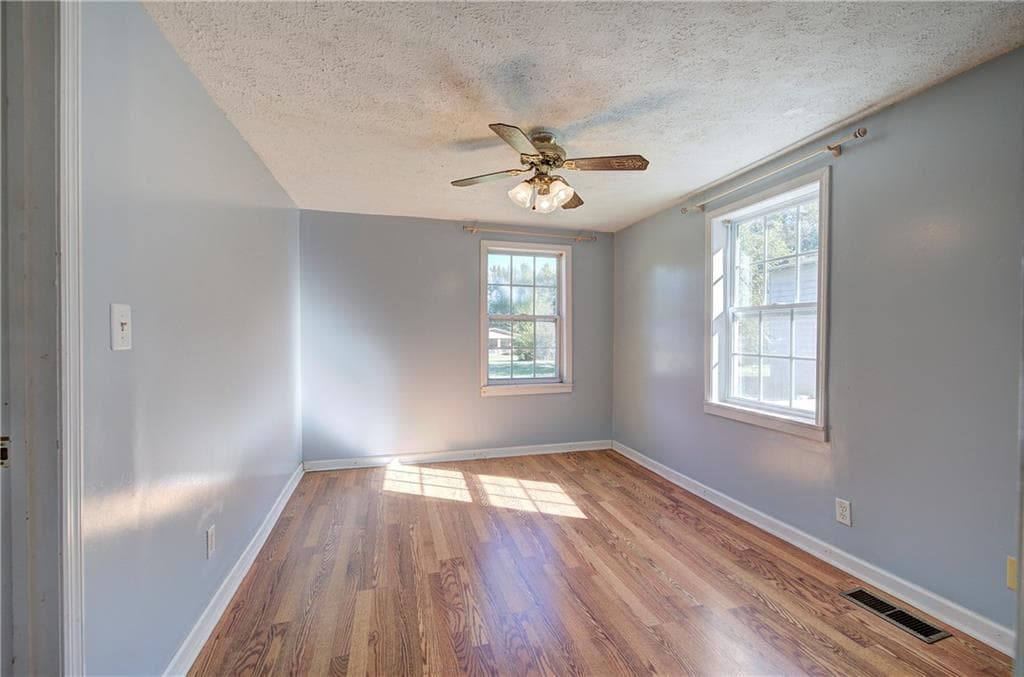 2 bedroom, 2 bathroom, 940 sq ft single family residence for sale at 4789 Rockmart Road, Rome, GA 30173 — photo 10