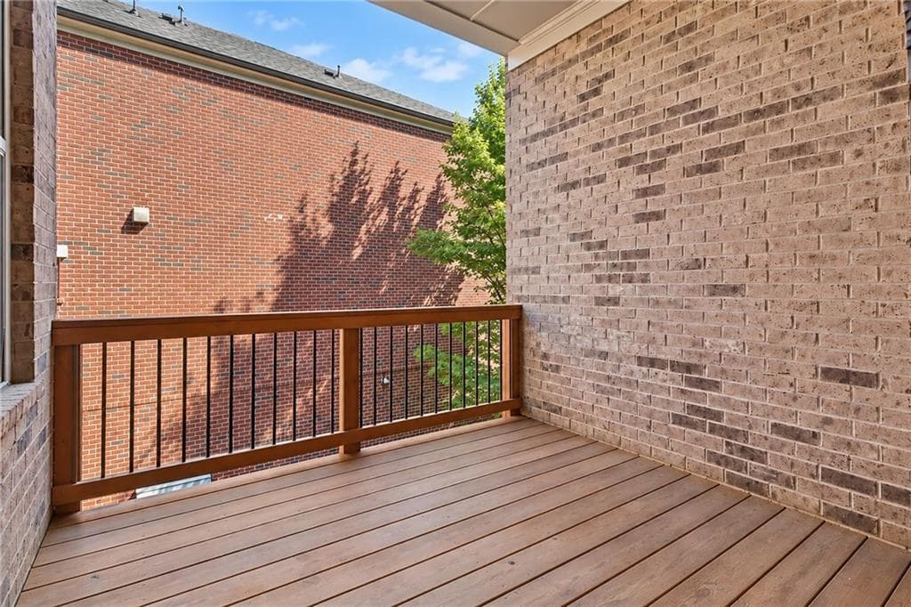 3 bedroom, 4 bathroom, 3,060 sq ft townhouse for sale at 4767 Laurel Walk, Dunwoody, GA 30338 — photo 8