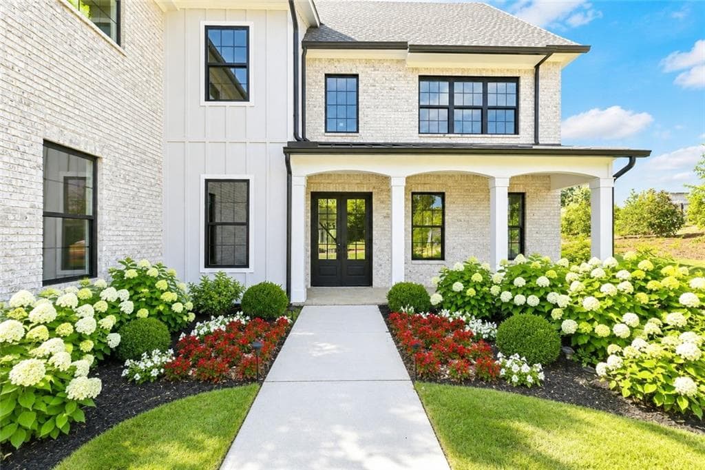 5 bedroom, 5 bathroom, 4,400 sq ft single family residence for sale at 5310 West Parc Place, Cumming, GA 30040
