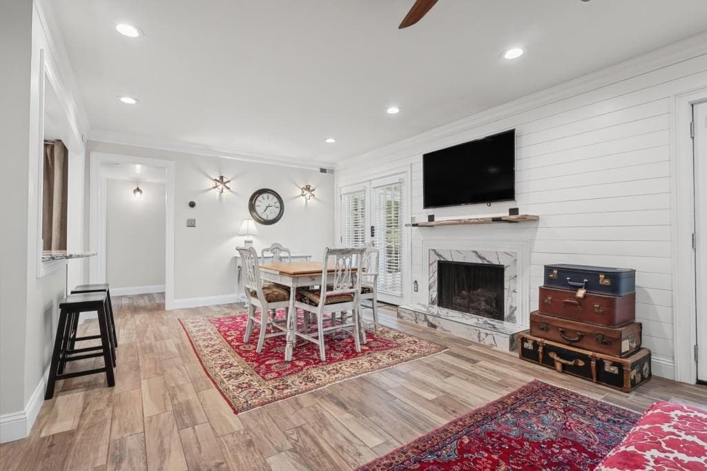 2 bedroom, 2 bathroom, 1,039 sq ft condominium for sale at 5400 Roswell Road N9, Sandy Springs, GA 30342 — photo 7