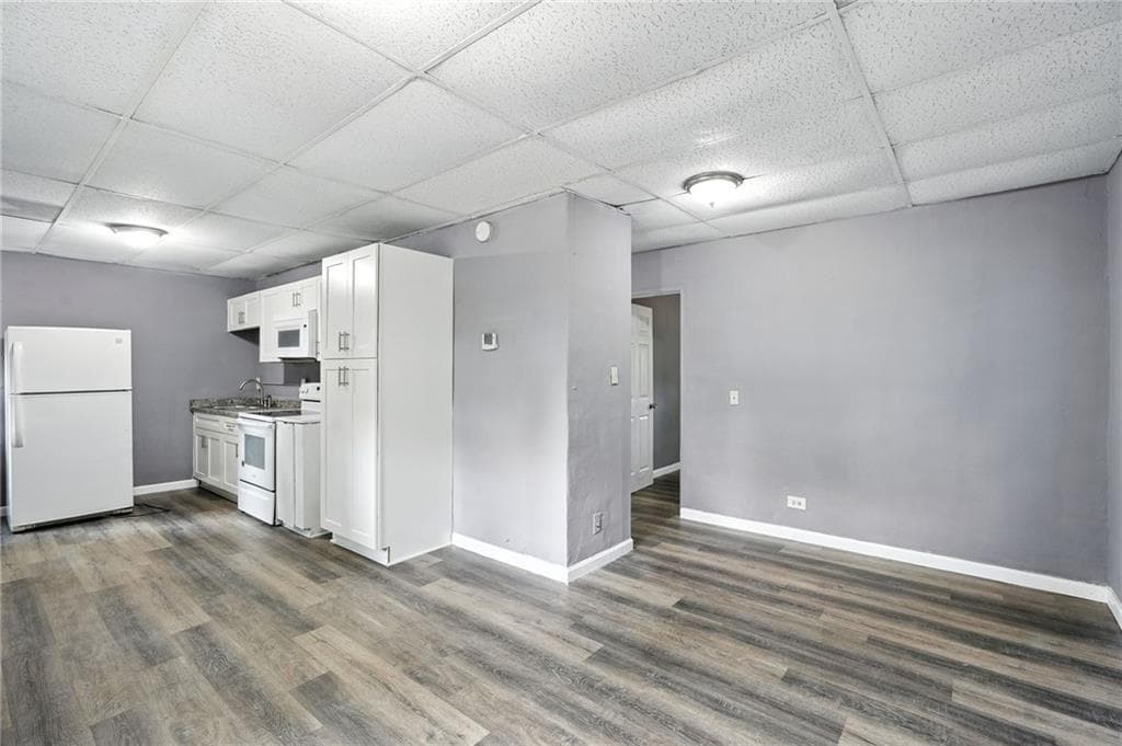 2 bedroom, 1 bathroom, 1,479 sq ft duplex for rent at 1527 Langston Avenue B, Atlanta, GA 30310 for $1,450 a month — photo 4