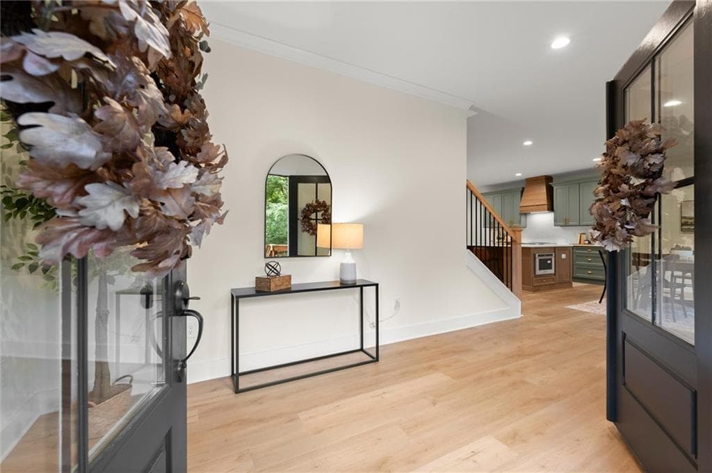 5 bedroom, 4 bathroom, 2,706 sq ft single family residence for sale at 300 Nottingham Drive, Woodstock, GA 30188 — photo 6