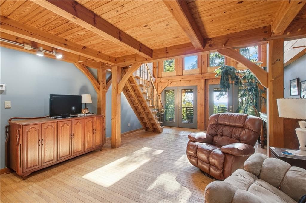 3 bedroom, 3 bathroom, 2,048 sq ft single family residence for sale at 339 Cameron Road, Cleveland, GA 30528 — photo 6
