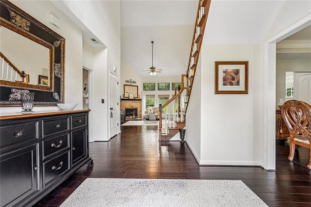4 bedroom, 3 bathroom, 2,672 sq ft single family residence for sale at 162 St Martin Drive, Suwanee, GA 30024 — photo 4