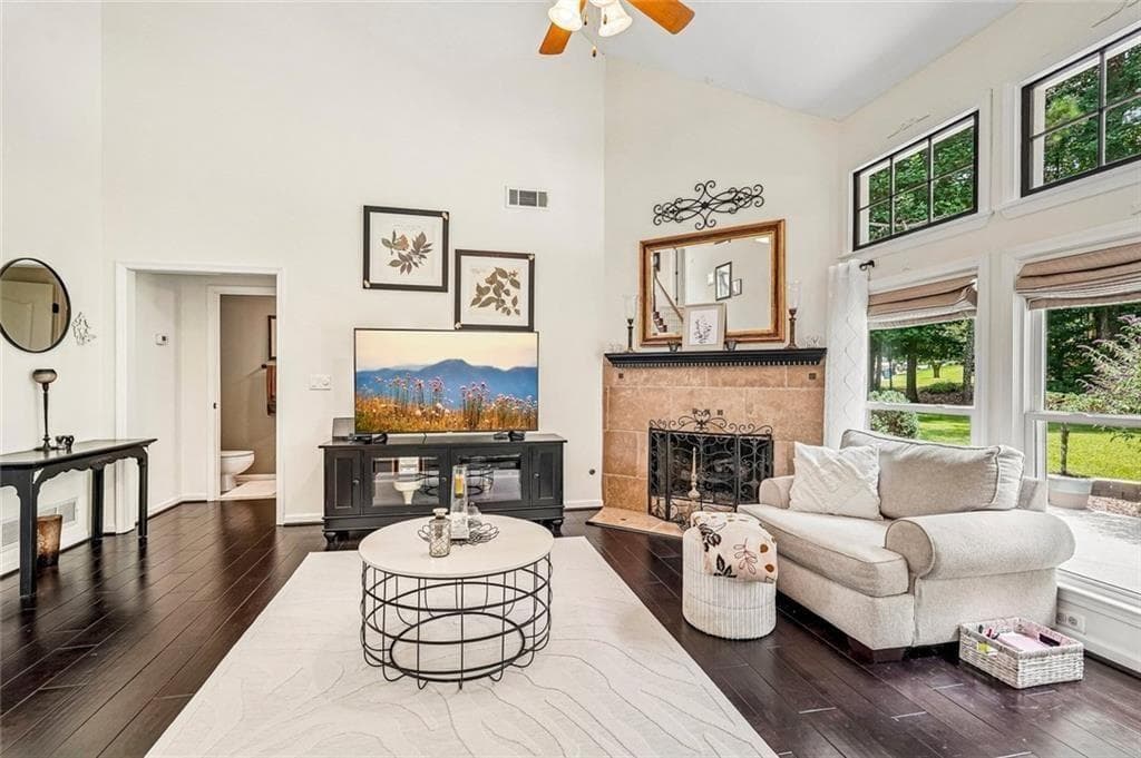 4 bedroom, 3 bathroom, 2,672 sq ft single family residence for sale at 162 St Martin Drive, Suwanee, GA 30024 — photo 10