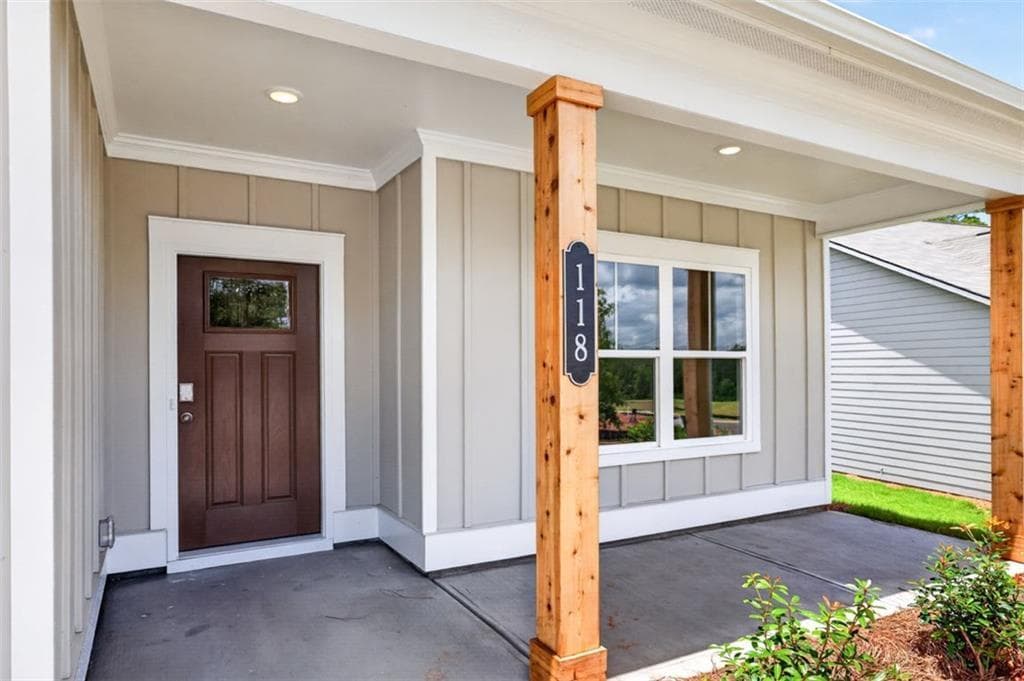 3 bedroom, 2 bathroom, 1,701 sq ft single family residence for sale at 118 Summerfield Place Drive, Carrollton, GA 30117 — photo 3