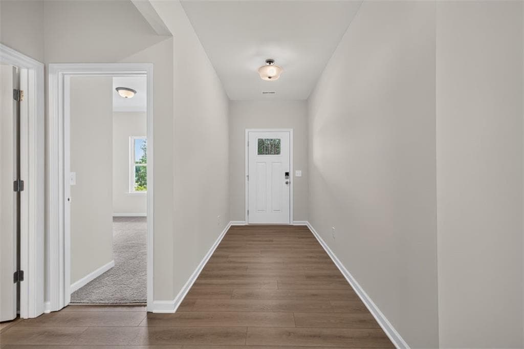 3 bedroom, 2 bathroom, 1,701 sq ft single family residence for sale at 118 Summerfield Place Drive, Carrollton, GA 30117 — photo 4
