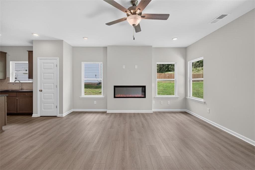 3 bedroom, 2 bathroom, 1,701 sq ft single family residence for sale at 118 Summerfield Place Drive, Carrollton, GA 30117 — photo 7