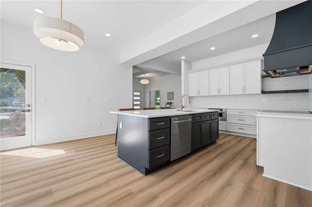 6 bedroom, 5 bathroom, 4,586 sq ft single family residence for sale at 3511 Miller Farms Lane, Peachtree Corners, GA 30096 — photo 10