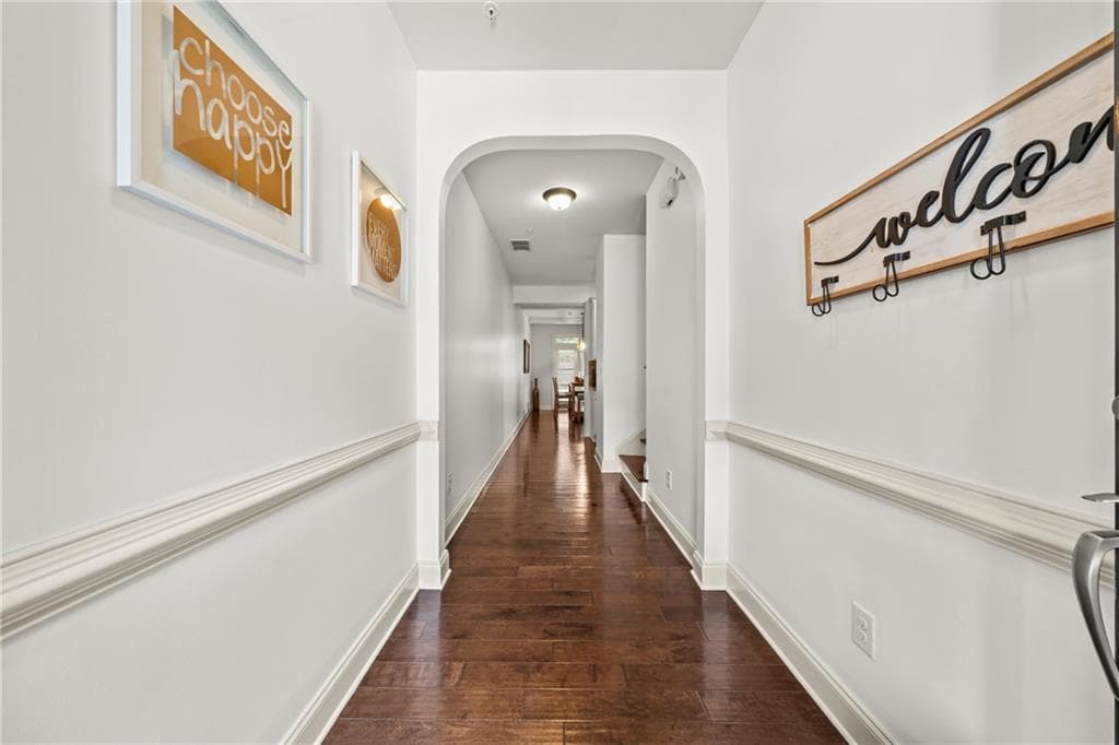 3 bedroom, 3 bathroom, 2,158 sq ft townhouse for sale at 2029 Brightleaf Way 133, Marietta, GA 30060 — photo 2