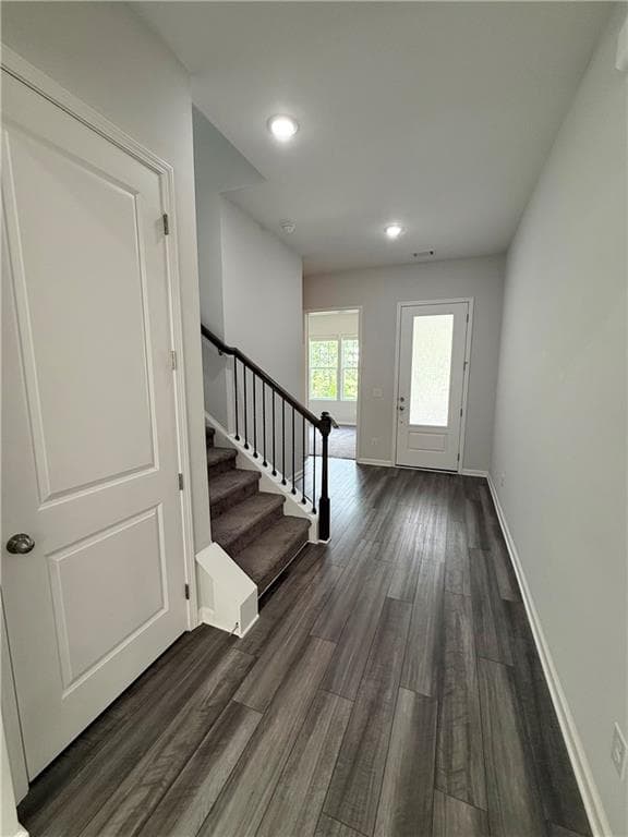 5 bedroom, 3 bathroom, 2,756 sq ft single family residence for rent at 265 Birchwood Row, Holly Springs, GA 30115 for $2,850 a month — photo 3