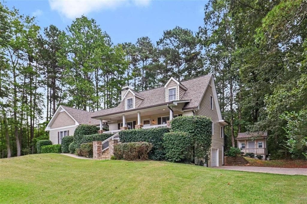 3 bedroom, 4 bathroom, 4,057 sq ft single family residence for sale at 155 Mallard Drive, Carrollton, GA 30116 — photo 4