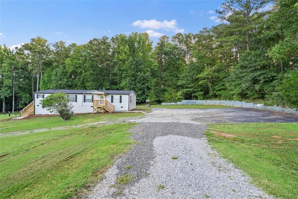 3 bedroom, 2 bathroom single family residence for sale at 1089 Cannon Farm Road, Oxford, GA 30054 — photo 3